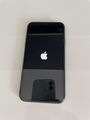 Apple iPhone 11 - 64 GB - Mit iCloud Sperre - Schwarz (Ohne Simlock) (Dual-SIM)