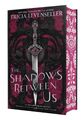 The Shadows Between Us | Tricia Levenseller | Buch | Sprayed edges | Englisch