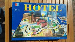 HOTEL Brettspiel 2002 von MB Spiele ohne Laternen Familienspiel