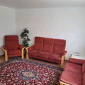 Wohnzimmer- Sofa Set. 1ner, 2er und 3er Couch mit höhen Rückenlehne