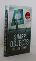 Sharp Objects von Gillian Flynn Erstausgabe Hardcover Weidenfeld & Nicolson