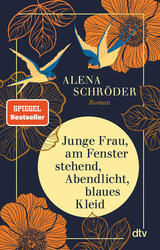 Junge Frau, am Fenster stehend, Abendlicht, blaues Kleid | Alena Schröder | 2022