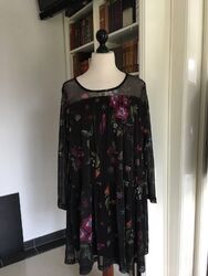 sara lindholm Kleid Meshkleid Langarm Rundhals Hängerchen Volant Floral 44 NEU