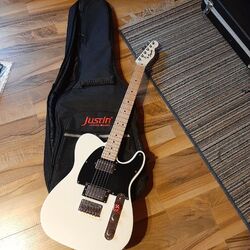 squier telecaster  E-Gitarre gebraucht  guter Zustand  inklusive Gigbag!!