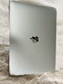 MacBook Pro (M1,13“,2020) - 8GB RAM, 256 GB SSD