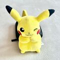 Pokemon Pikachu Plüsch 20cm Kuscheltier Stofftier Pokémon