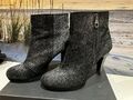 Schöne Stiefeletten von SOliver, Schwarz-glitzer,Gr 40.