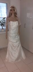 Brautkleid Figurschmeichler Gr 40 42 ivory Hochzeitskleid ungetragen 300 NEUpr