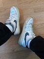 Viel gebrauchte & getragene Nike Air Force 1, Gr. 43 | Used