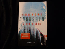 VOLKER KLÜPFEL/MICHAEL KOBR "Draussen" Thriller Zustand: gut