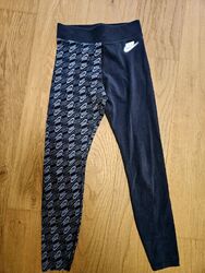 Nike Tights Größe S (128-140) Schwarz mit Logoprint