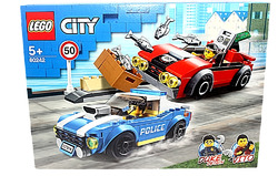 Lego 60242 City Festnahme auf der Autobahn Duell NEU OVP