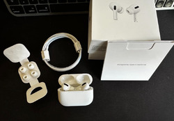 Apple AirPods Pro MWP22ZM/A