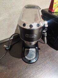 De'Longhi Dedica Style EC 685.BK Espressomaschine - Schwarz