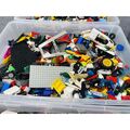 LEGO Kiloware 2 kg Steine Sammlung Platten Reifen B-Ware 2. Wahl (20 EUR/kg)