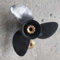 Propeller 13 1/4 x 15 gebraucht für Honda und Suzuki 75 bis 100 PS 15 Zähne