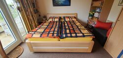 Doppelbett 180x200 mit Lattenrost