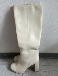 Neue Hohe Stiefel