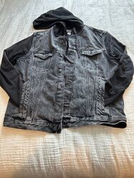 Schwarze Jeansjacke mit Kapuze - Kindergröße XL (Small Men's)