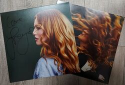 SIGNIERT Freya Ridings blutorange signiert auf dem Ärmel 