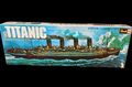 RMS TITANIC von 1976 H-445 Scale  1:570 innen NEU OVP Revell Modellboot