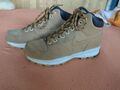 Nike Manoa gr. 42 beige Winterschuhe