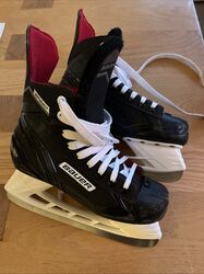 Bauer Eishockey Schlittschuhe Größe 4