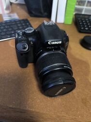 Canon EOS 550D + EF-S 18-55mm IS SLR camera - Schwarz