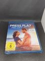 Press Play and Love Again   (Blu Ray/NEU/OVP)