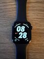 Apple Watch Series 5 44mm GPS+LTE Space Grau Aluminiumgehäuse Sportarmband -