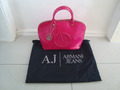 Armani Jeans Handtasche / Shopper Bag + Staubeutel,  Lack, Farbe pink