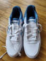 adidas Hoops 3.0 Low Neu Gr.44 weiß mit blauen Streifen (wie Modell Ivan Lendl)