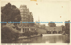 R614749 Grand Parade and Pulteney Bridge Bath 14691 Salmon