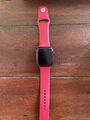 Apple Watch Series 7 45mm Aluminiumgehäuse mit Sportarmband - PRODUCT(RED) (GPS)