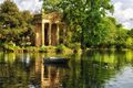 VLIES Fototapete-TEICH GR-(3536ah)-Griechenland Teich Tempel Wald Bäume Wasser 