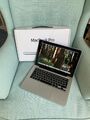 Apple MacBook Pro 13 Zoll, Intel Core i5 2.3 GHz 4GB RAM 240GB SSD MacOS Sequoia