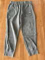 Nike Sportswear Club Herren Sweatpants Grau Gr. L Jogginghose Sport Hose Jogger