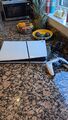 Sony PlayStation 5 Slim Digital Edition mit Controller und Kabeln