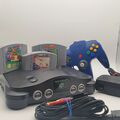 Nintendo 64 Konsole mit Super Mario 64 + Diddy Kong + FIFA + Controller N64 