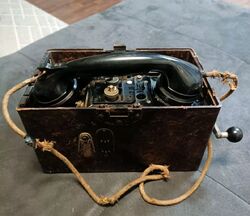 Feldfernsprecher Feldtelefon Wehrmacht  Telefon 2. Weltkrieg