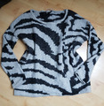 BLOOM Strickpullover Damen Gr. DE 38 hellgrau-schwarz Animal-Look