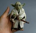 STAR WARS MEISTER YODA 12CM ACTIONFIGUR MASTER YODA FIGUR JEDI MIT KLEIDUNG  NEU