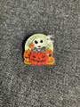 DISNEY HALLOWEEN 2021 NIGHTMARE BEFORE CHRISTMAS GLOW IN THE DARK PIN