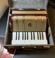 Hohner Starlet 40  Akkordeon 40 bass Sehr Sehr Guter Zustand Kraftvoller Klang