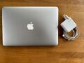 Apple MacBook Air 2017 13,3 Zoll (128GB SSD, Intel Core i5, 1,8 GHz, 8GB)