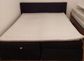 bed 180x200 high quality,very comfortable, Small Damage, Black and white color. 