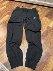 NIKE Hose Jogginghose Gr. XS schwarz black - getragen