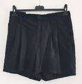 Shorts Hotpants H&M Divided anthrazit schwarz Falten Größe 38 evtl 36 kurze Hose