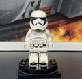 Lego Star Wars Minifigur: sw0667 (First Order Stormtrooper)