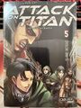 Attack on Titan 05 von Hajime Isayama (2014, Taschenbuch) NEU